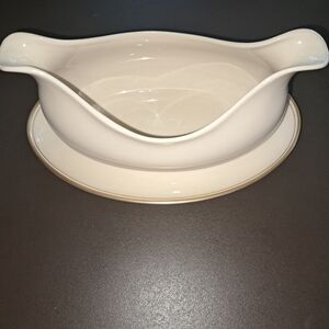 Franciscan Gold Band 301 Gravy Boat